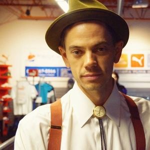 Meet your Posher, Nicholas